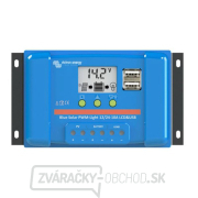 Solárny PWM regulátor Victron Energy 5A LCD a USB 12V/24V gallery main image