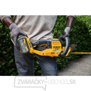 Akumulátorové nožnice na živý plot 65cm 54V 1x9,0Ah DeWALT FLEXVOLT DCMHT573X1 Náhľad